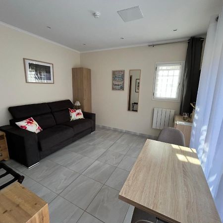 Appartement Au Calme Dans Un Espace Arbore Tourrettes-sur-Loup Ngoại thất bức ảnh