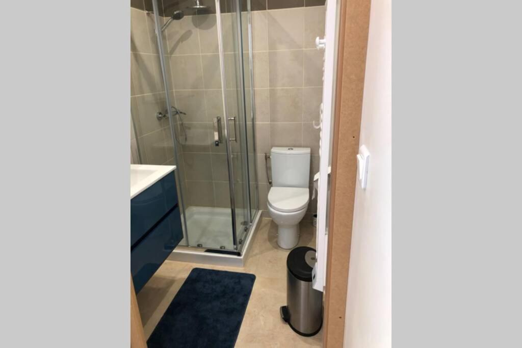 Appartement Au Calme Dans Un Espace Arbore Tourrettes-sur-Loup Ngoại thất bức ảnh