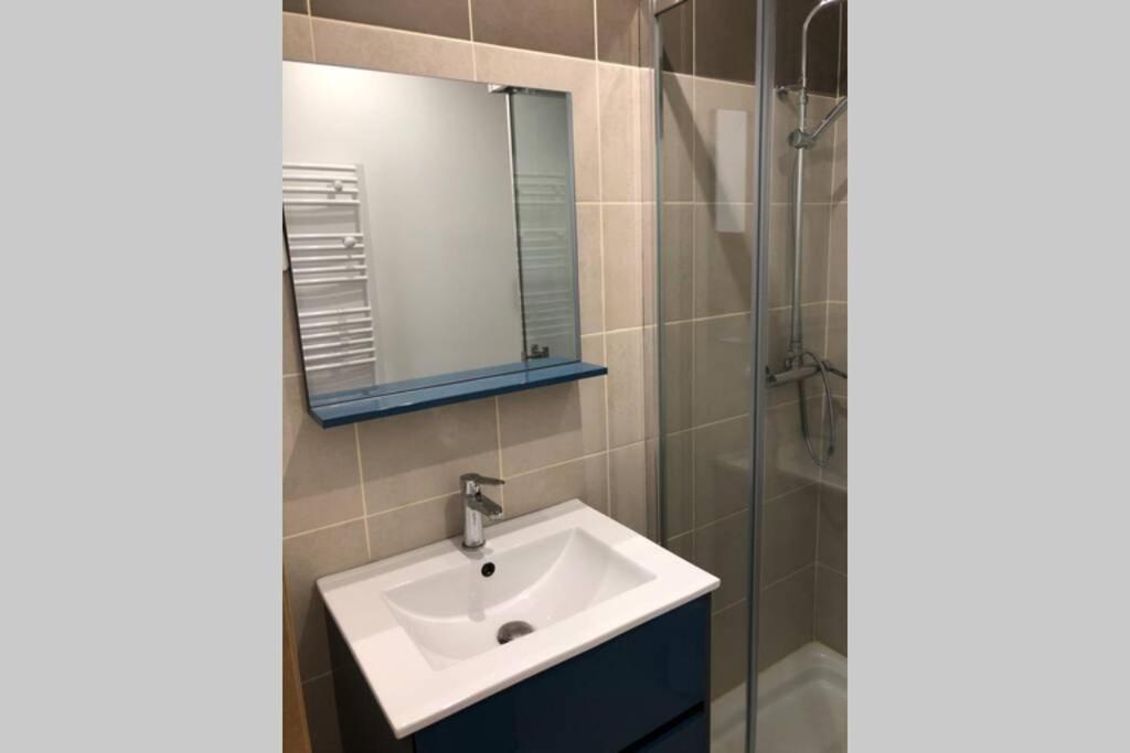 Appartement Au Calme Dans Un Espace Arbore Tourrettes-sur-Loup Ngoại thất bức ảnh