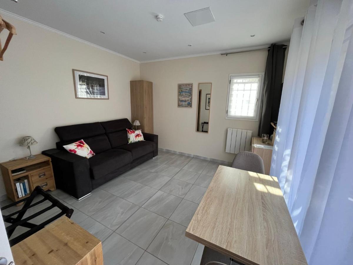 Appartement Au Calme Dans Un Espace Arbore Tourrettes-sur-Loup Ngoại thất bức ảnh
